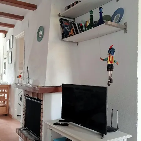 Urbanizacion Azahar دينايا